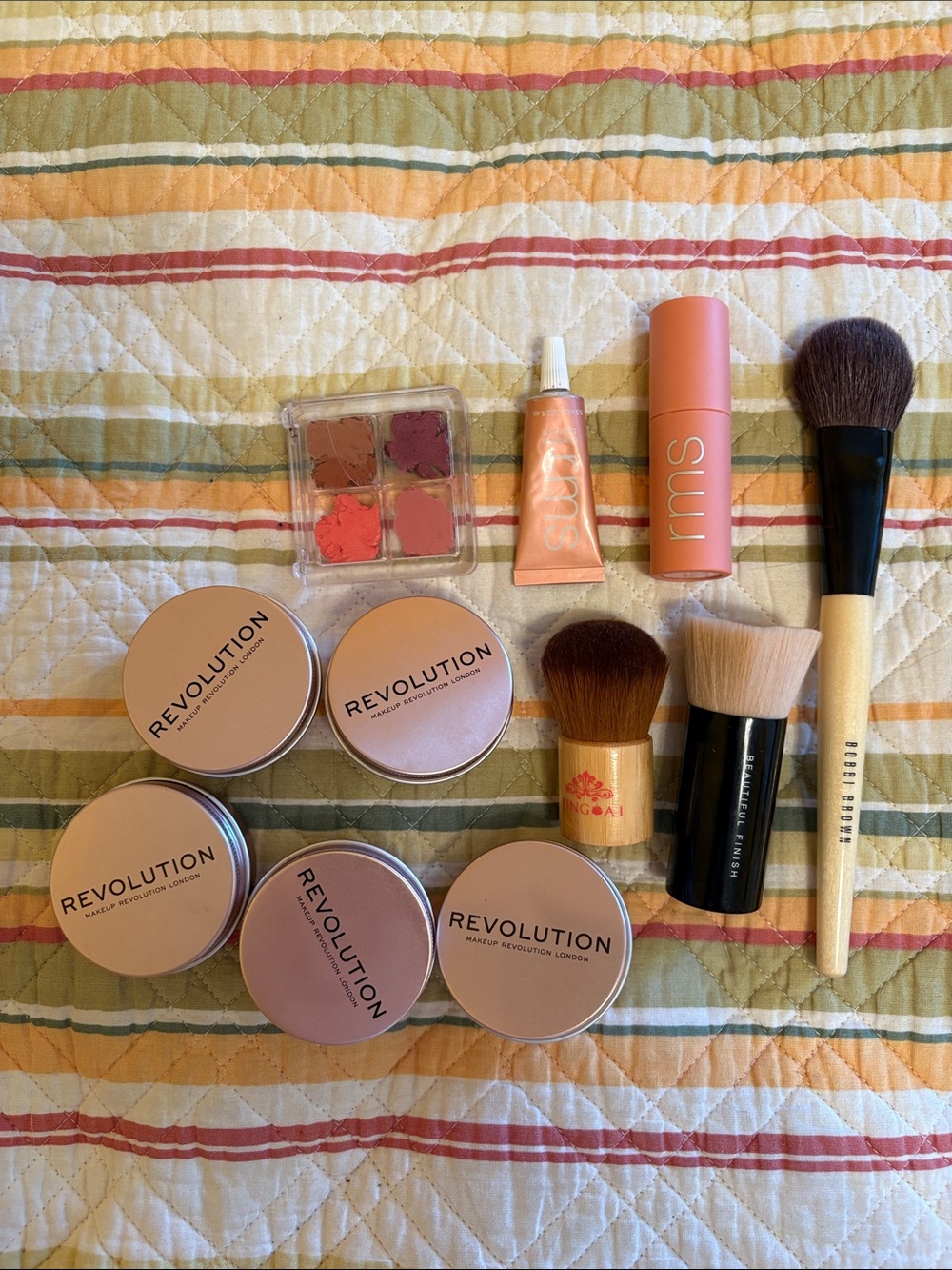 Makeup lot - RMS lip & eye, 5 Revolution all over balm, three brushes.